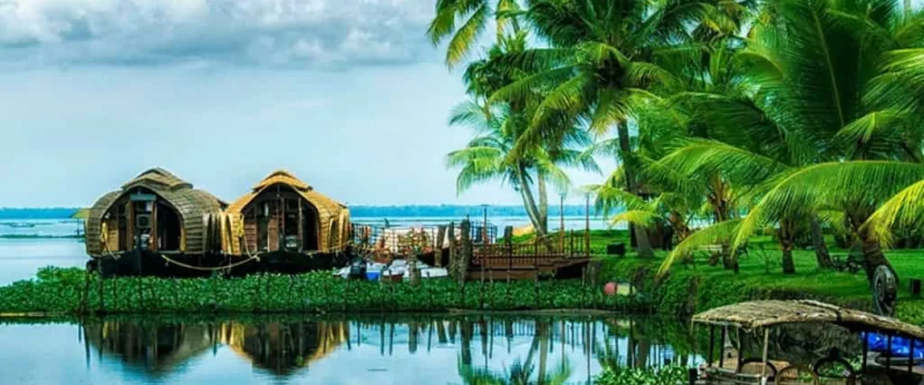Kerala escorts — backwaters and coastal stays with Suchita JI